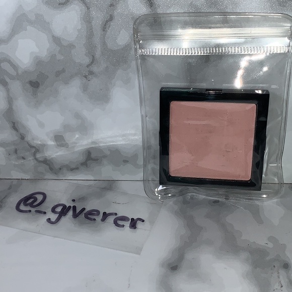 BABY PINK  (#43) Bobbi Brown Discontinued Eyeshadow - Picture 1 of 13